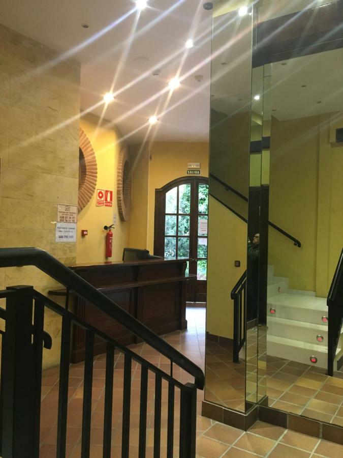 Hostal Penajara Marbella Exterior foto
