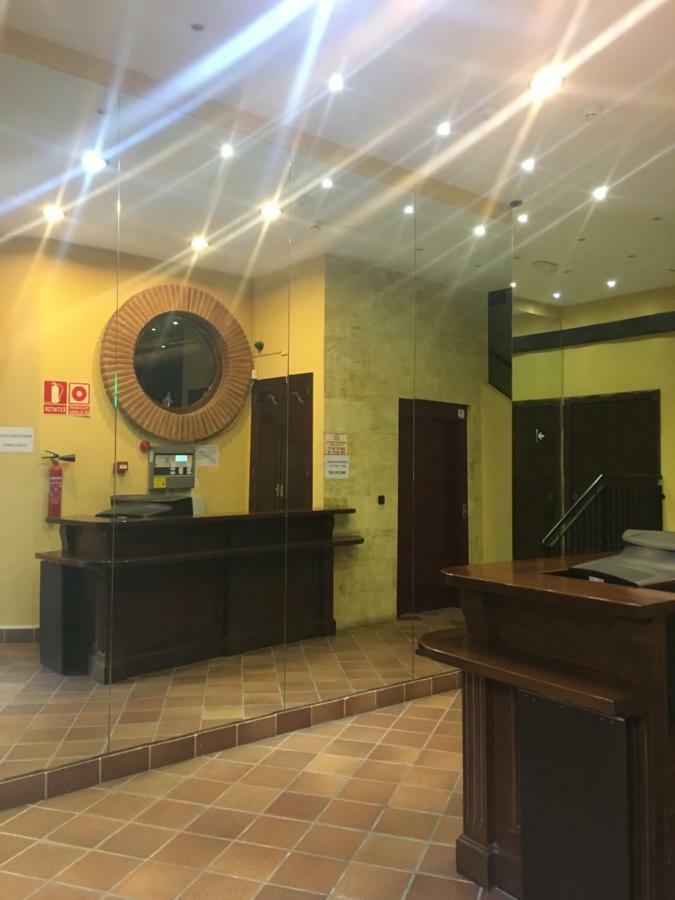 Hostal Penajara Marbella Exterior foto